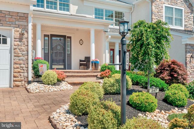 247 SYDNEY RD, Holland, PA 18966