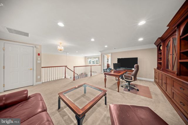 247 SYDNEY RD, Holland, PA 18966