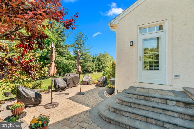 247 SYDNEY RD, Holland, PA 18966
