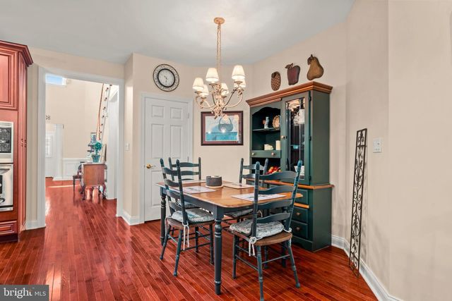 247 SYDNEY RD, Holland, PA 18966