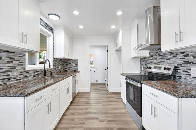 3853 N Millbrook Avenue, Fresno, CA 93726