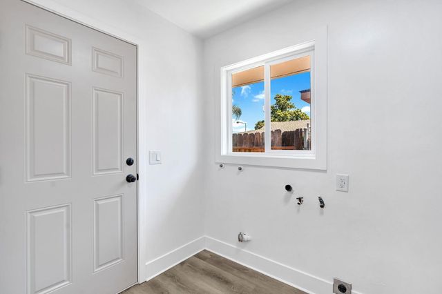 3853 N Millbrook Avenue, Fresno, CA 93726