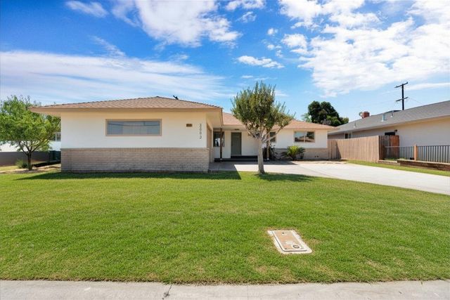 3853 N Millbrook Avenue, Fresno, CA 93726