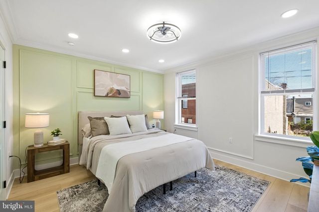 2076 E MONMOUTH ST, Philadelphia, PA 19134