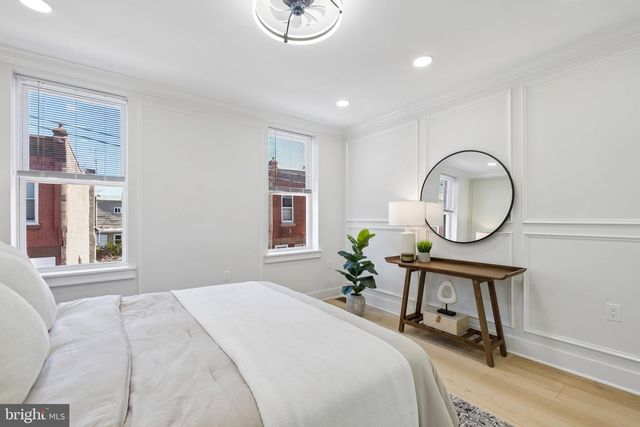 2076 E MONMOUTH ST, Philadelphia, PA 19134