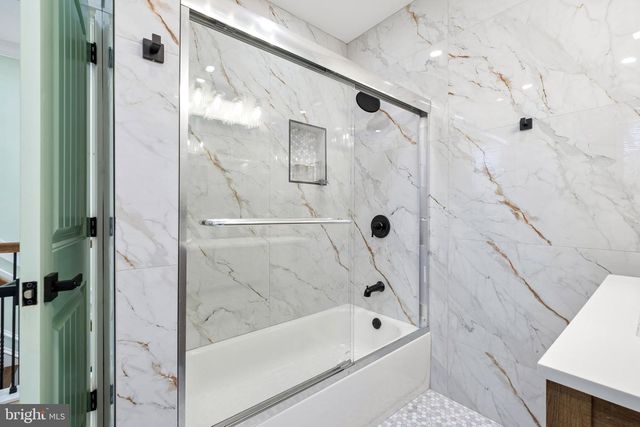 2076 E MONMOUTH ST, Philadelphia, PA 19134