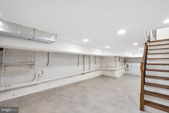 2076 E MONMOUTH ST, Philadelphia, PA 19134