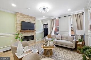 2076 E MONMOUTH ST, Philadelphia, PA 19134