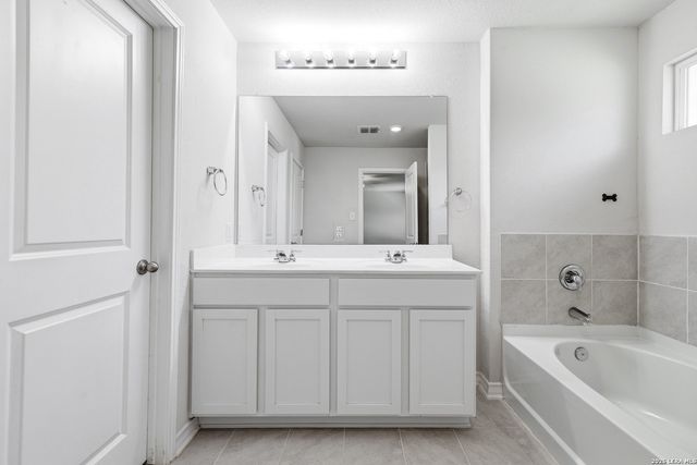 14055 MUDSTONE ST, San Antonio, TX 78253