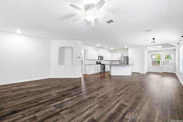 14055 MUDSTONE ST, San Antonio, TX 78253