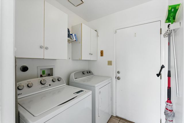 1332 ELKSLIP Drive NE, Rio Rancho, NM 87144