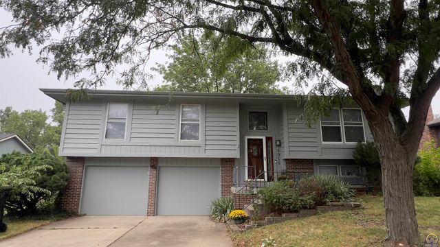 6016 SW 23rd ST, Topeka, KS 66614