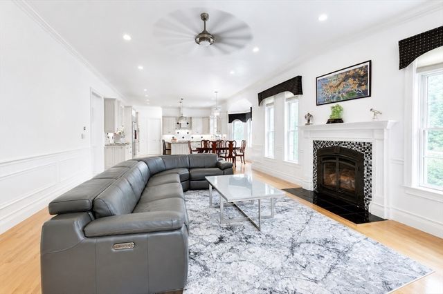 3 Great Acres Dr, Hanover, MA 02339