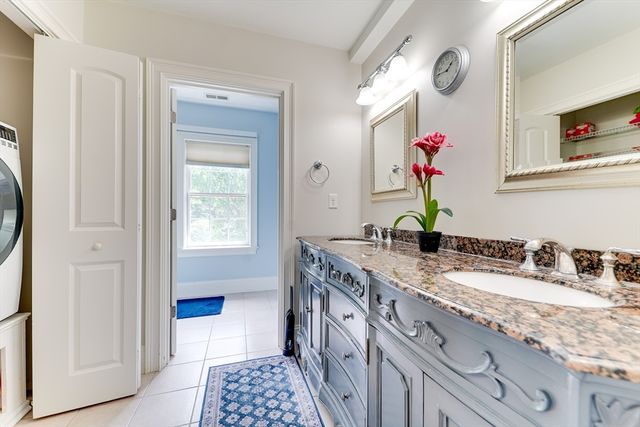 3 Great Acres Dr, Hanover, MA 02339