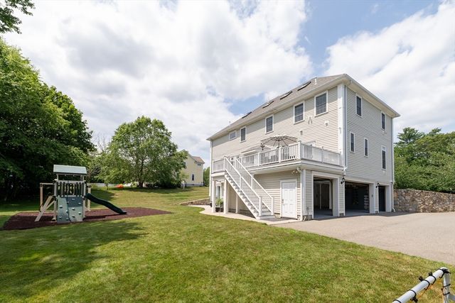 3 Great Acres Dr, Hanover, MA 02339