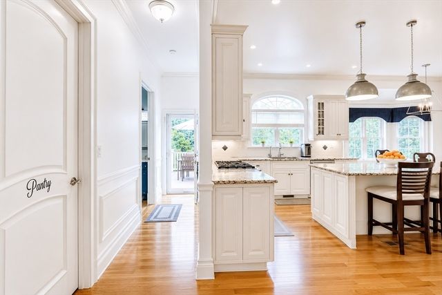 3 Great Acres Dr, Hanover, MA 02339