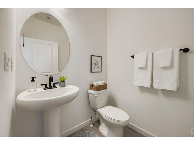 2827 Bear Springs Cir 14, Longmont, CO 80503