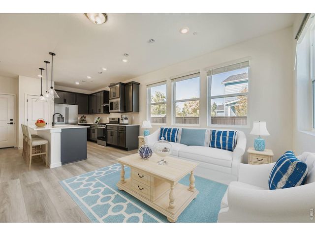 2827 Bear Springs Cir 14, Longmont, CO 80503