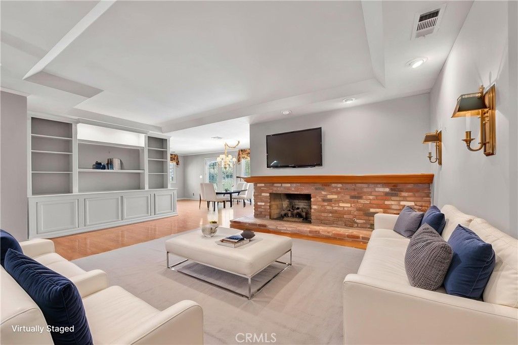 1329 W Park Lane, Santa Ana, CA 92706 — photo 2