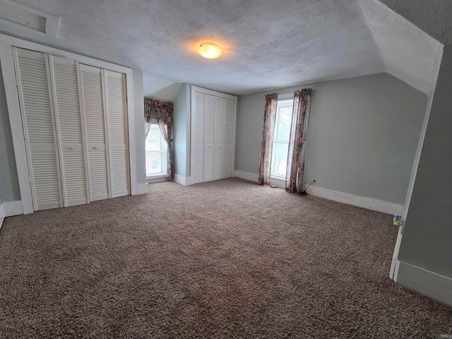 114 E Tulley Street, Churubusco, IN 46723