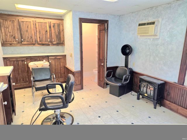 114 E Tulley Street, Churubusco, IN 46723