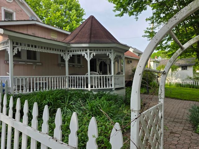 114 E Tulley Street, Churubusco, IN 46723