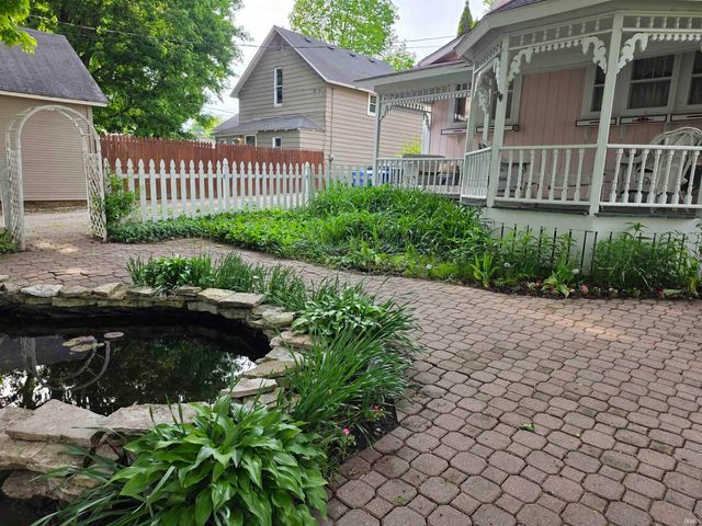 114 E Tulley Street, Churubusco, IN 46723