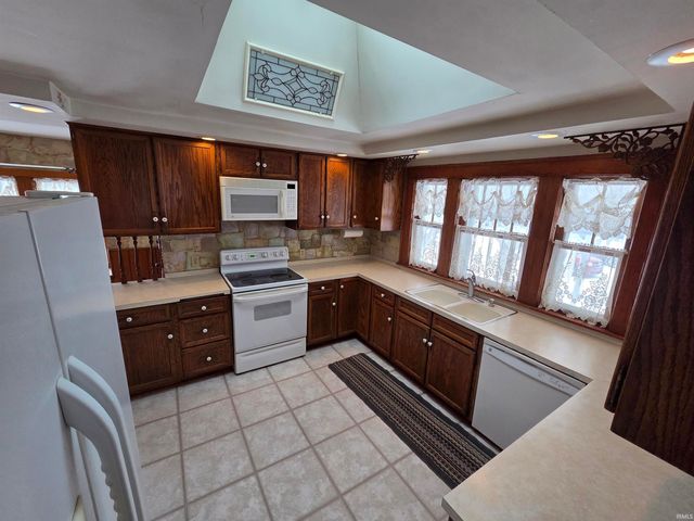 114 E Tulley Street, Churubusco, IN 46723