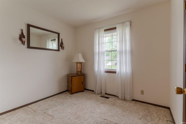 1113 Lohoff Avenue, Evansville, IN 47710