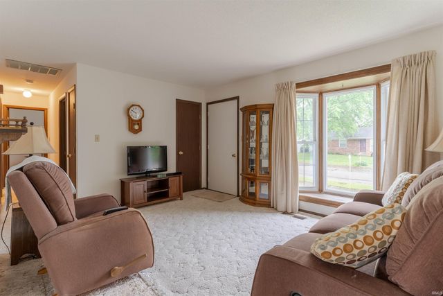 1113 Lohoff Avenue, Evansville, IN 47710