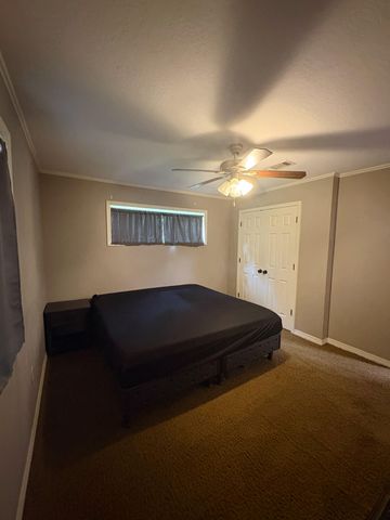 102 Circle Dr., Sumrall, MS 39482