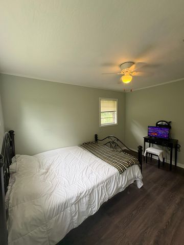102 Circle Dr., Sumrall, MS 39482