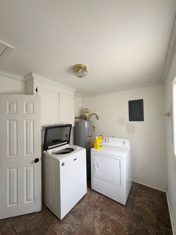 102 Circle Dr., Sumrall, MS 39482