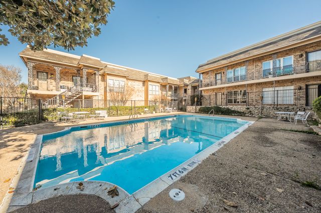 4343 Bellaire Drive S 137S, Fort Worth, TX 76109