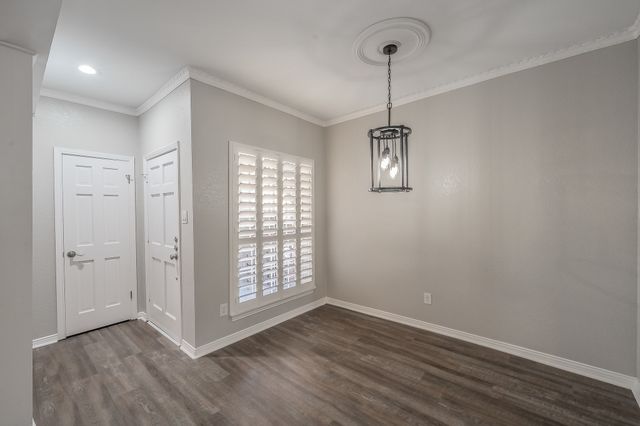 4343 Bellaire Drive S 137S, Fort Worth, TX 76109