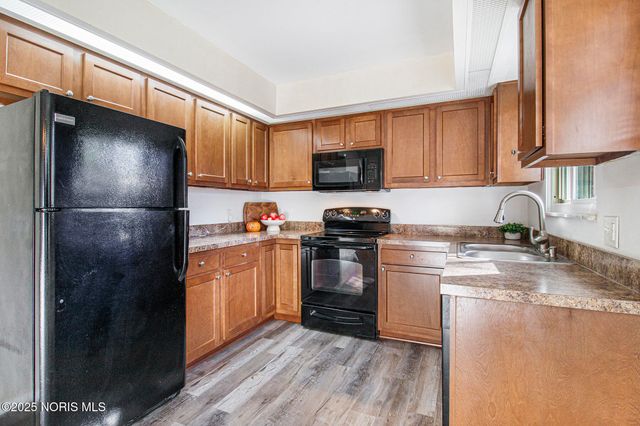 4235 Oakcrest Road, Toledo, OH 43623