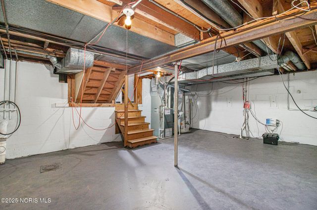 4235 Oakcrest Road, Toledo, OH 43623