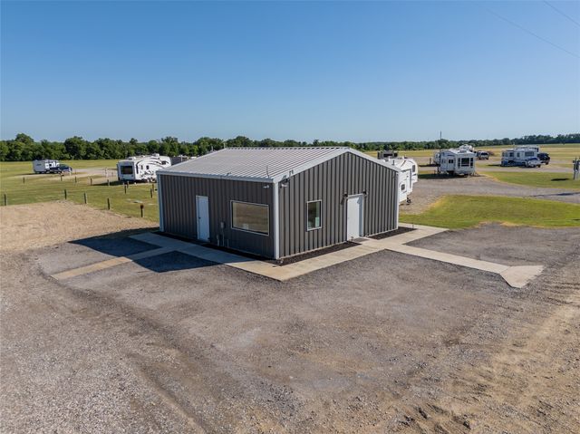 8325 W. FM 8, Stephenville, TX 76401