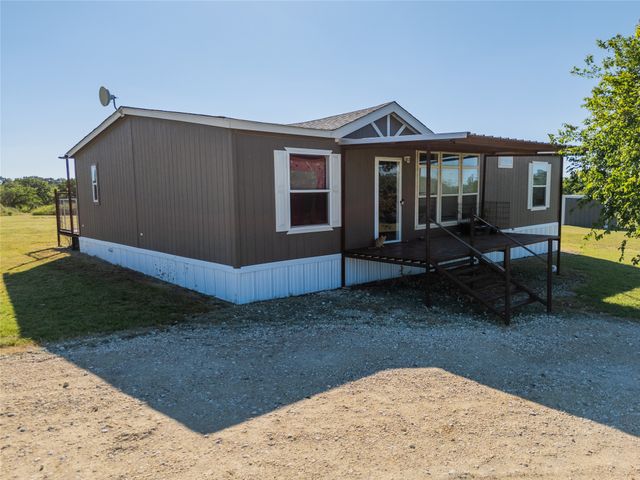8325 W. FM 8, Stephenville, TX 76401