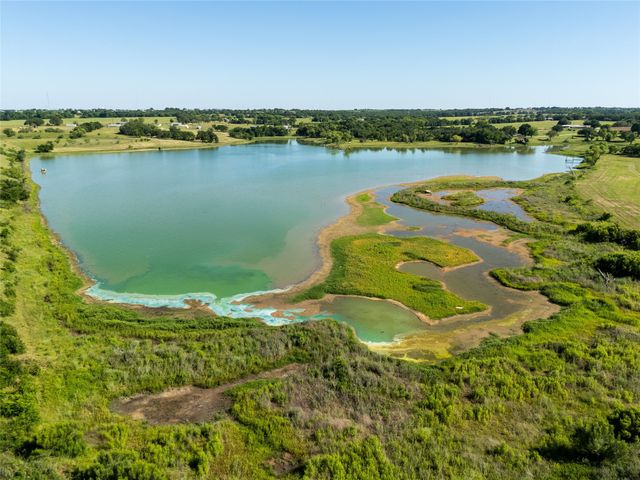 8325 W. FM 8, Stephenville, TX 76401
