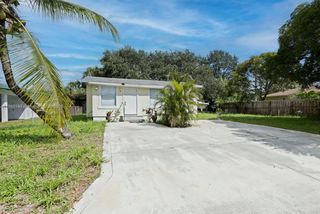 1711 NW 7th Pl, Fort Lauderdale, FL 33311
