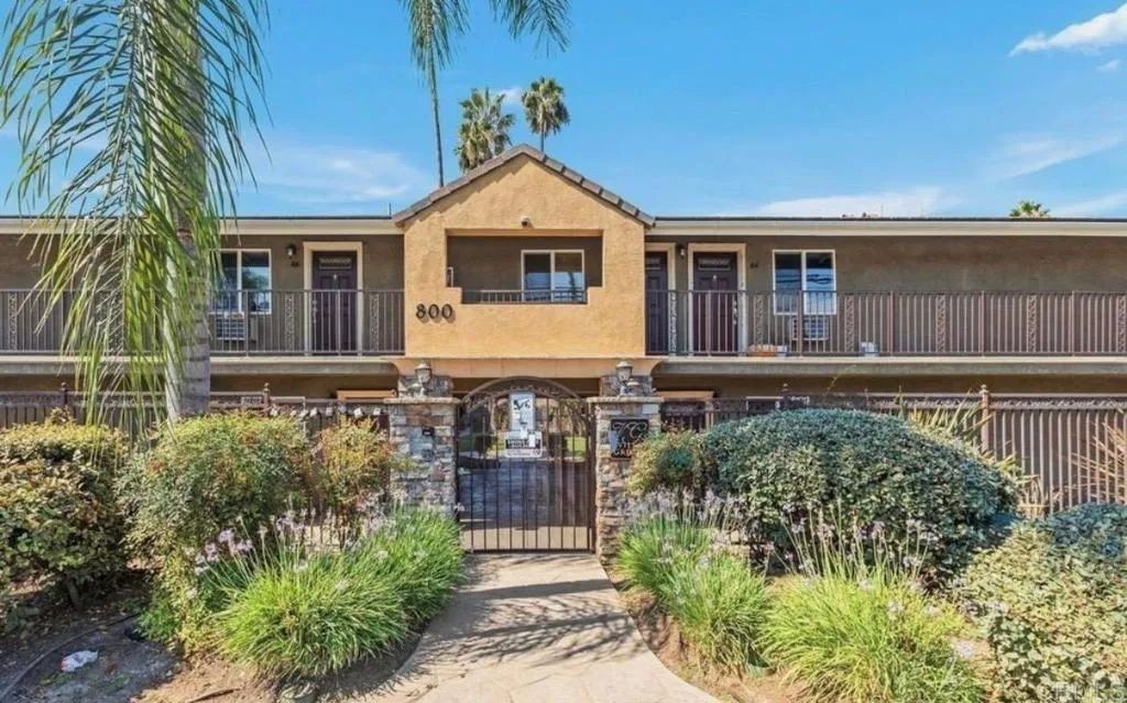 800 N Mollison 43, El Cajon, CA 92021