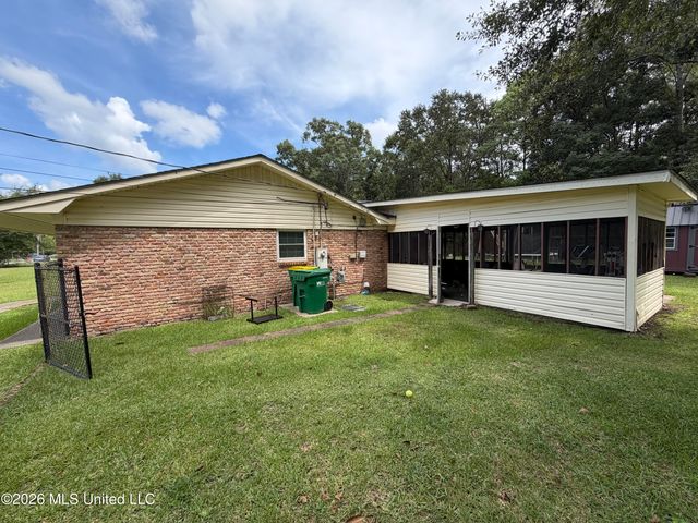 9234 Guywood Road, Moss Point, MS 39562