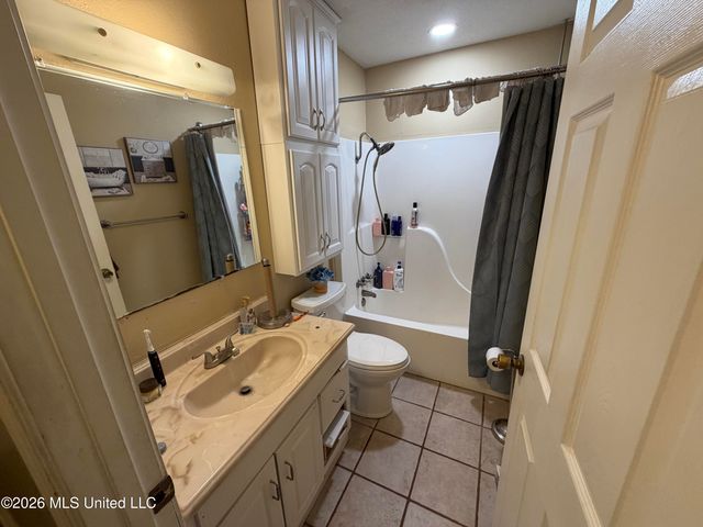 9234 Guywood Road, Moss Point, MS 39562