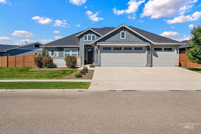 404 S Aspen Lakes Way, Star, ID 83669 property photo