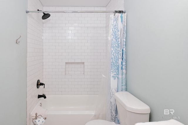 8583 State Highway 180, Gulf Shores, AL 36542