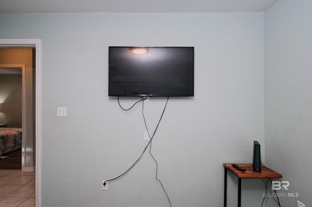 8583 State Highway 180, Gulf Shores, AL 36542