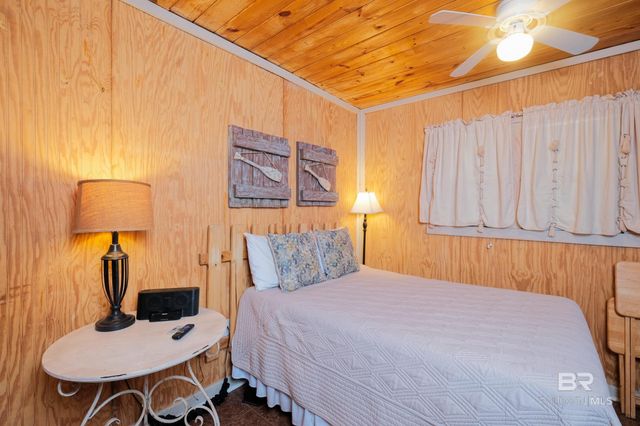 8583 State Highway 180, Gulf Shores, AL 36542