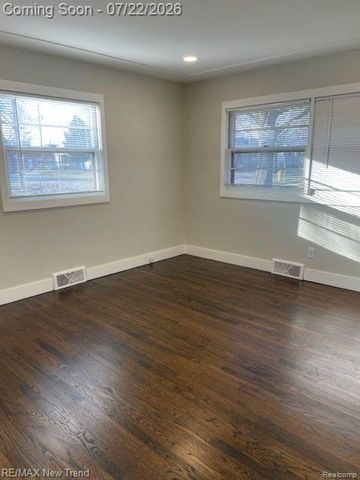 1823 Bradford Road, Birmingham, MI 48009