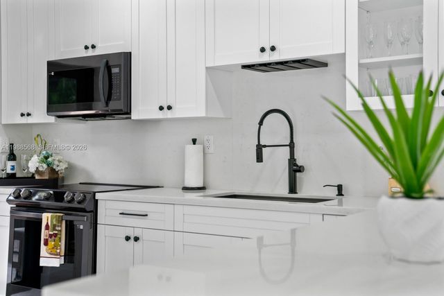 1730 NE 137th Ter 0, North Miami, FL 33181